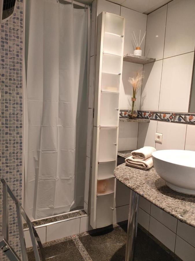 Studio Entier Saint-Laurent-dʼAigouze المظهر الخارجي الصورة